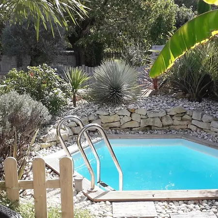 Apartamento La Charentaise - De 4 Personnes Avec Piscine *