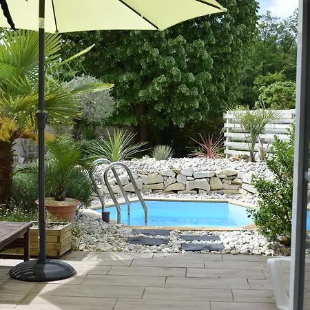Apartamento La Charentaise - De 4 Personnes Avec Piscine